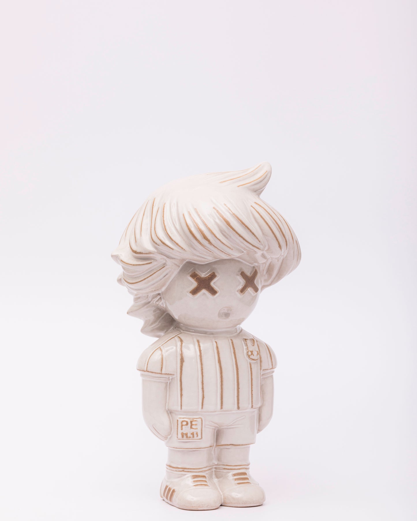 LA.RETRO.LEYENDA.WHITE escultura en cerámica, Perujis, de El Imaquinario de Yute y Tocuyo