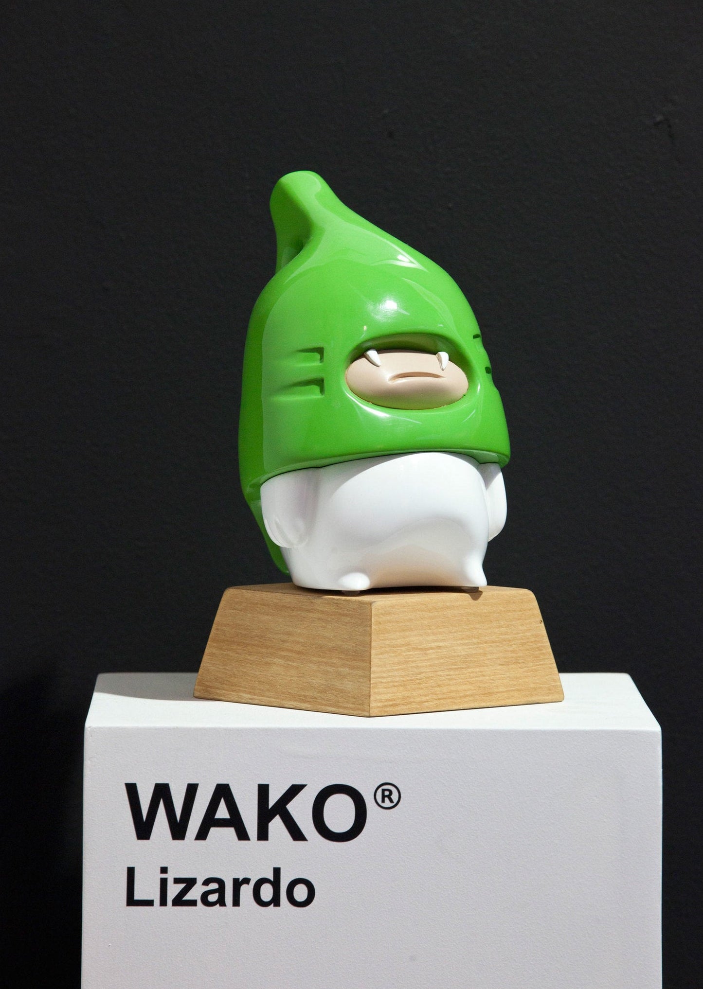 Wako lizardo pieza galeria indigo