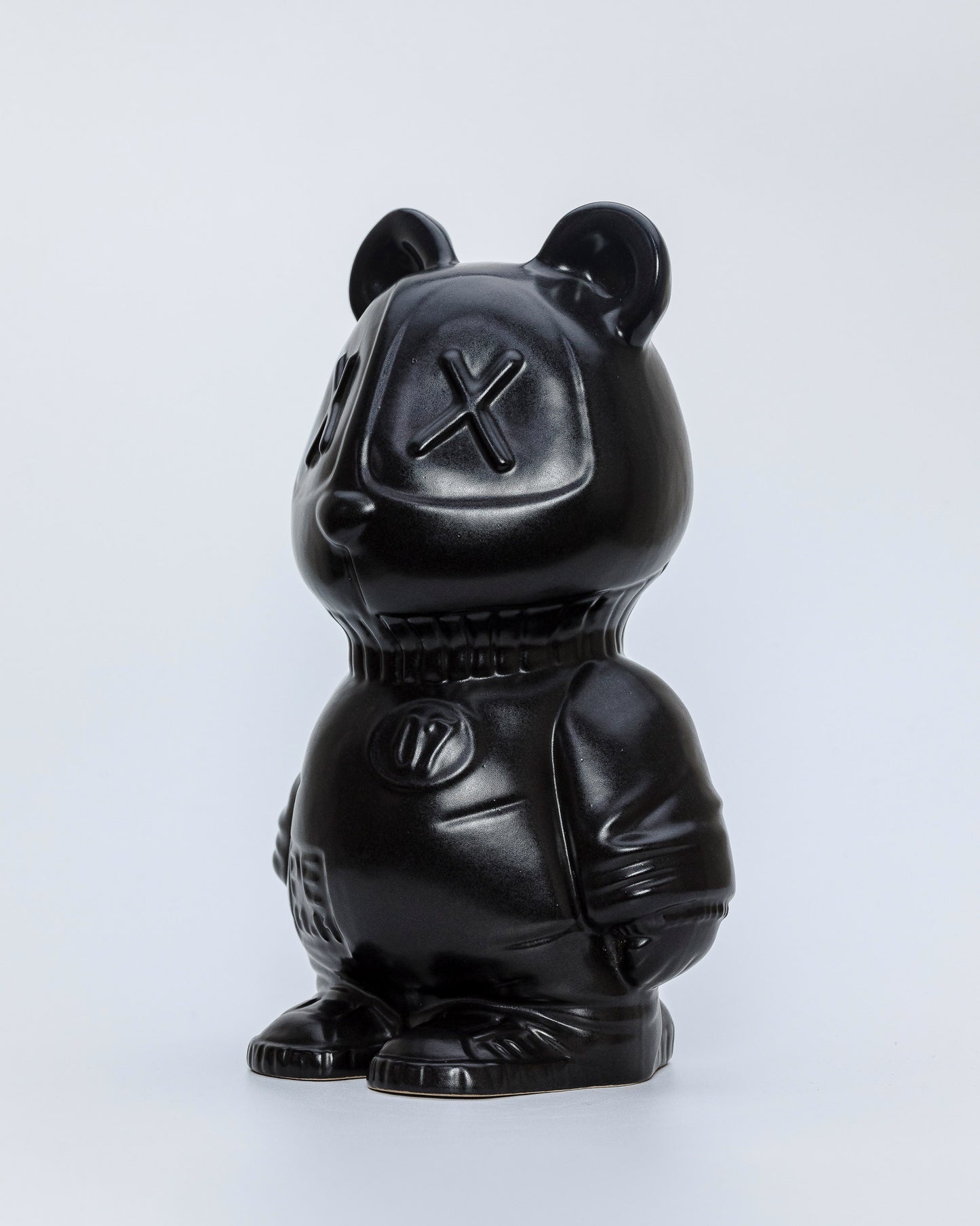 PANDA ATÓMICO BLACK, escultura en cerámica